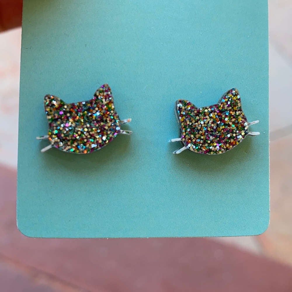 Kitty sparkly earrings with whiskers